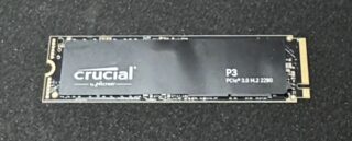 Crucial m.2 SSDフォトレビューアンド取り付け