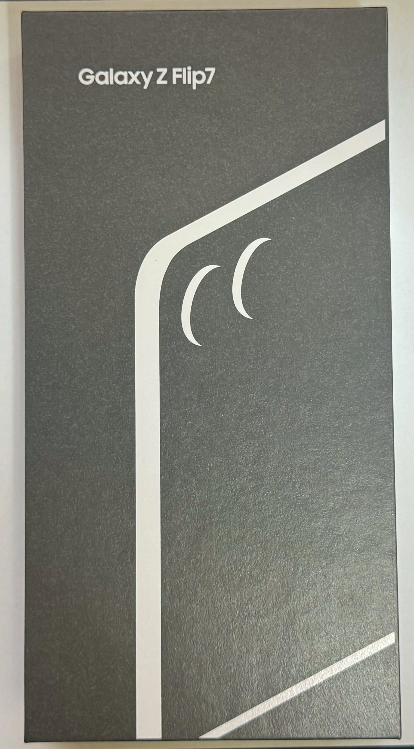 Galaxy Z Flip7 外箱